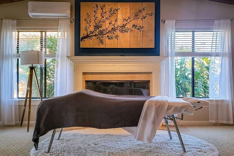 Add Mobile Massage to Your Vacation Rental for 5-Star Guests